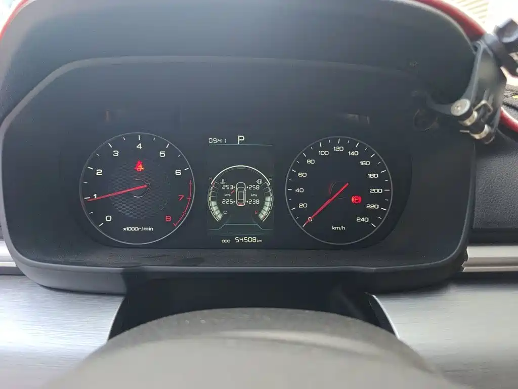 BYD Qin — миниатюра 7