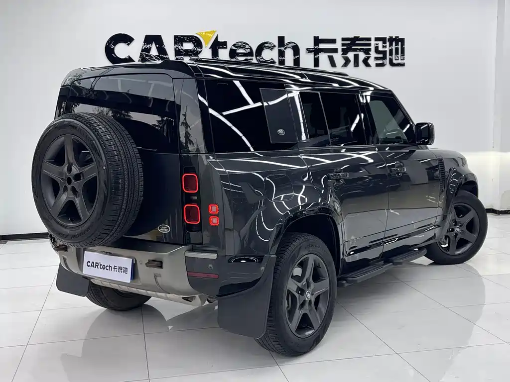 Land Rover Defender — миниатюра 3