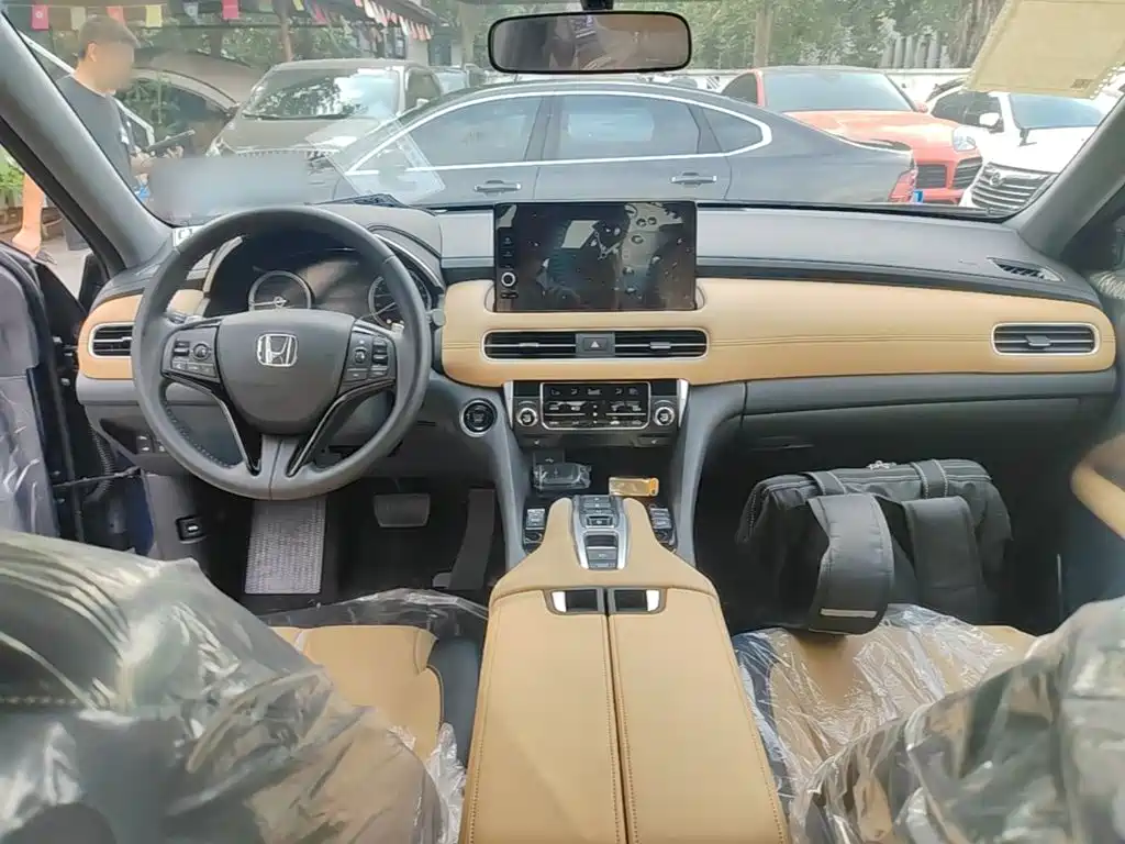 Honda UR-V — миниатюра 10