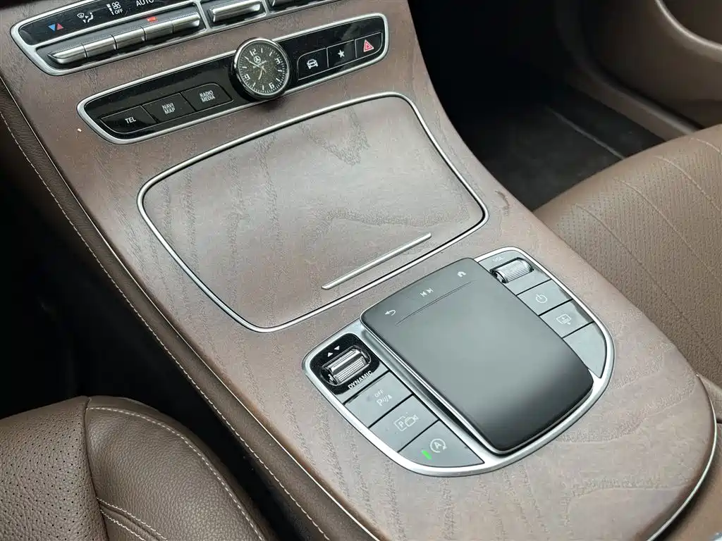 Mercedes-Benz E-Class E 2023 E 300 L Luxury