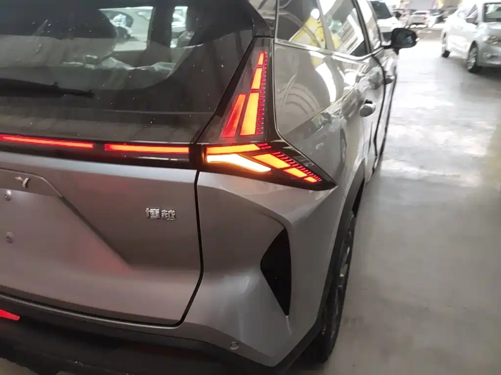 Geely Boyue 2026 1.5TD