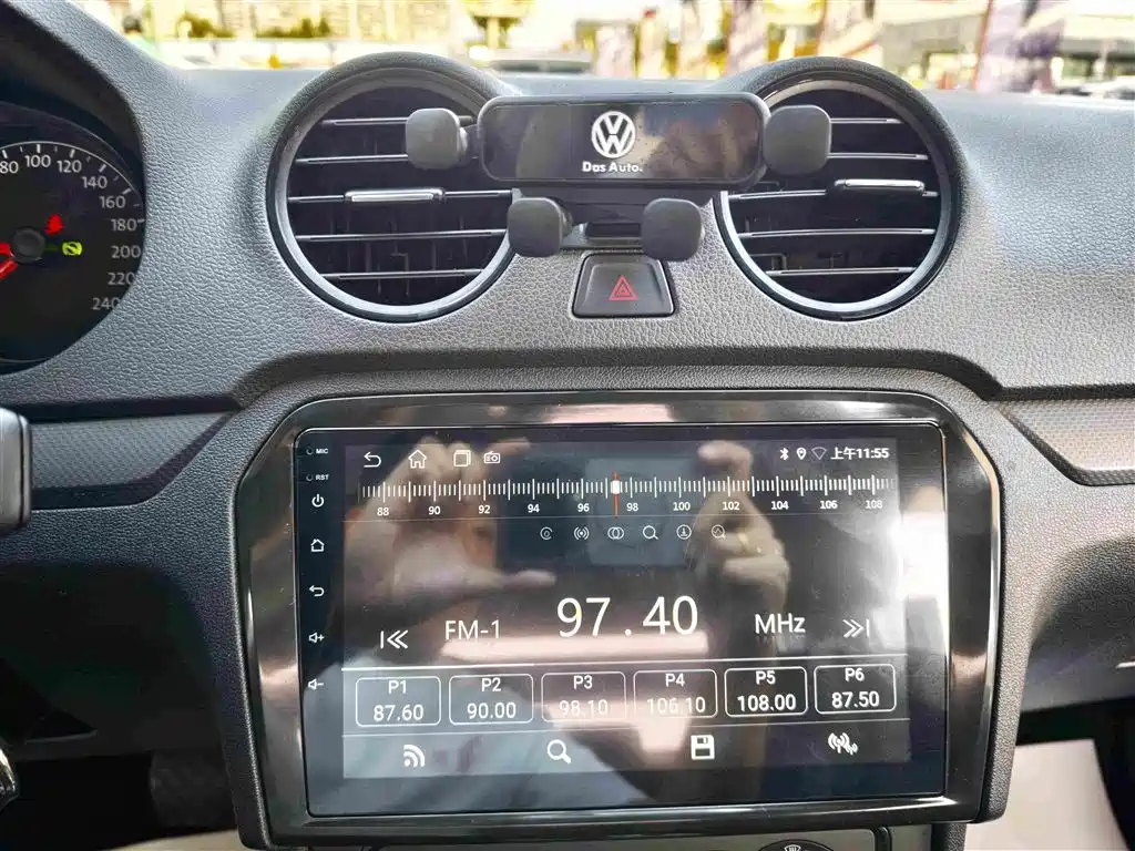 Volkswagen Jetta — миниатюра 14