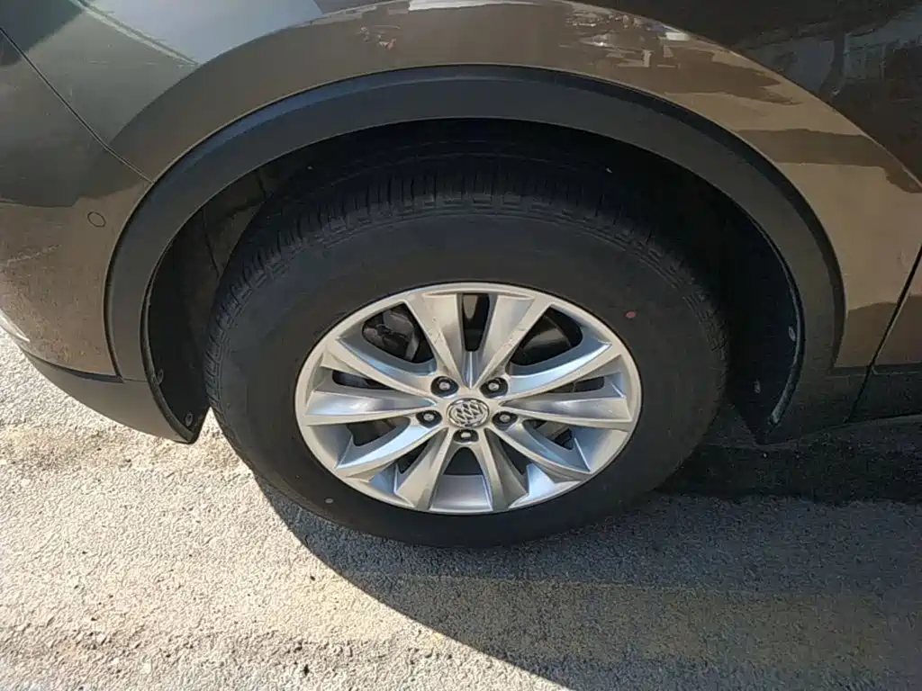 Buick Envision Plus — миниатюра 23
