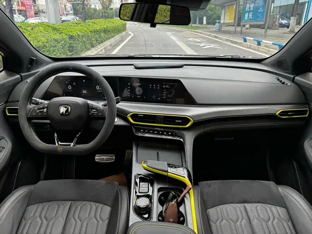 Changan UNI-T — миниатюра 17