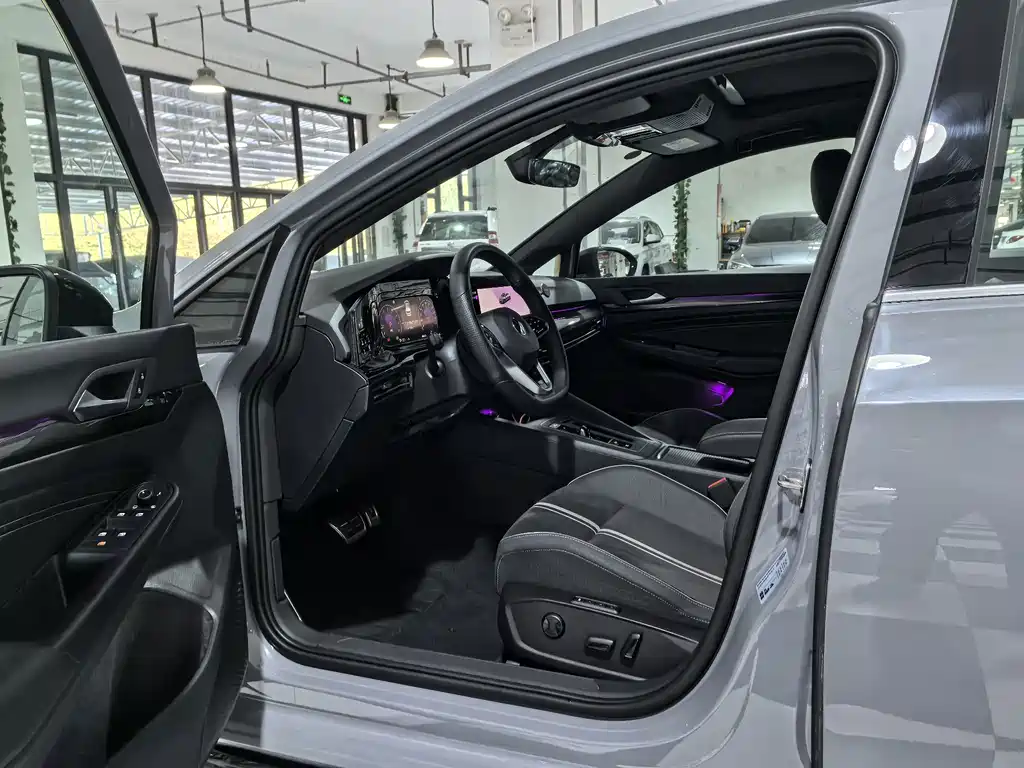 Volkswagen Golf — миниатюра 7