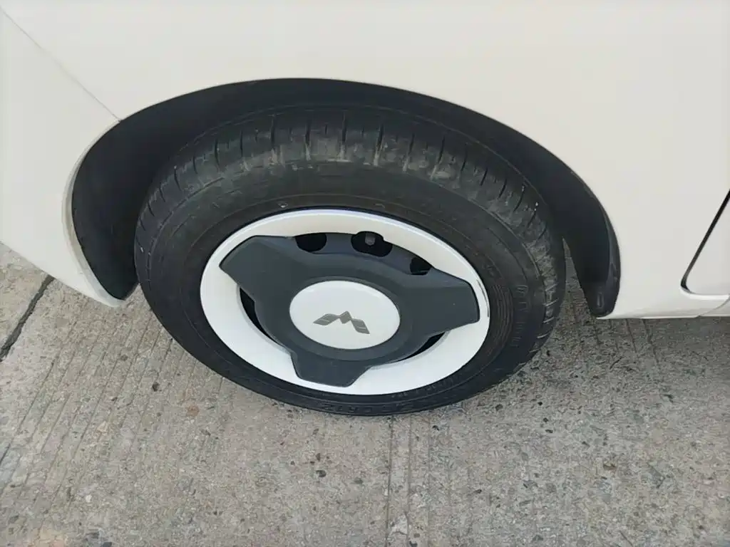 Wuling MINIEV — миниатюра 23