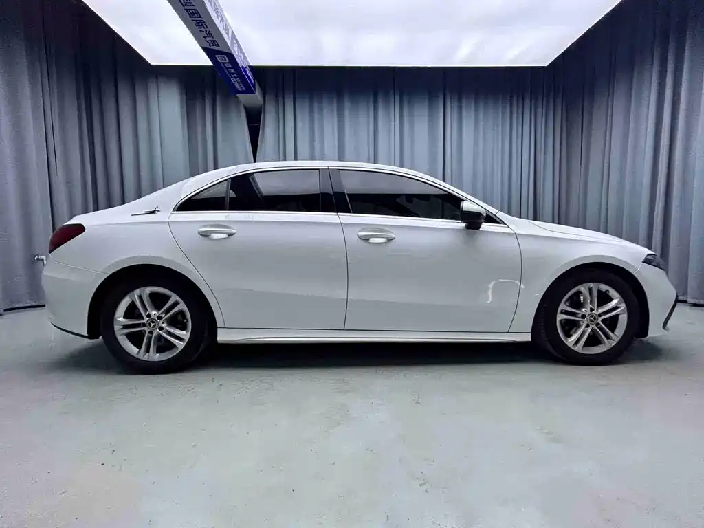 Mercedes-Benz A-Class A 2023 A 180 L