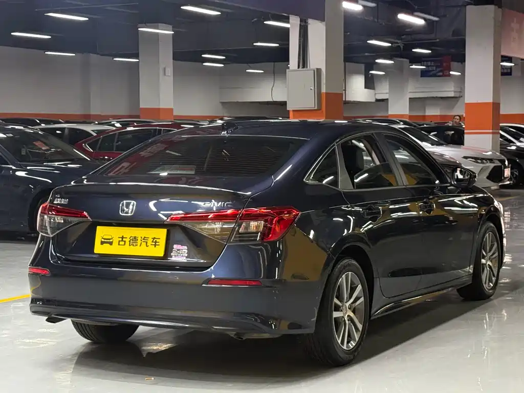 Honda Civic 2023 240TURBO CVT