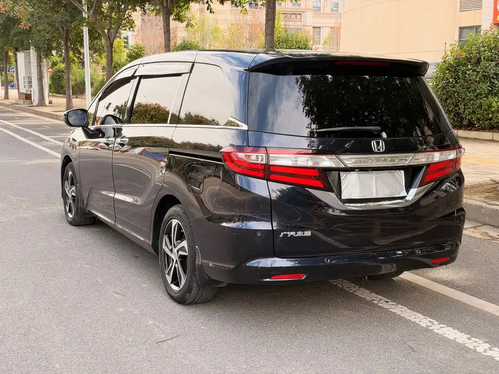 Honda Odyssey — миниатюра 13