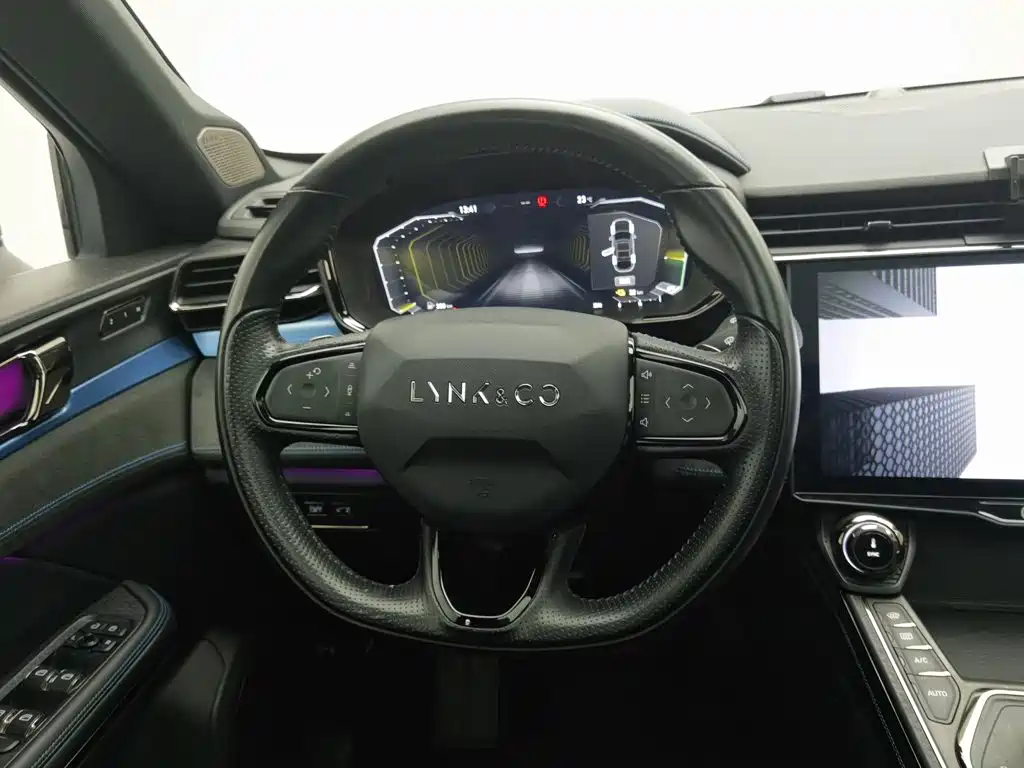 Lynk & Co 05 EM-P — миниатюра 11