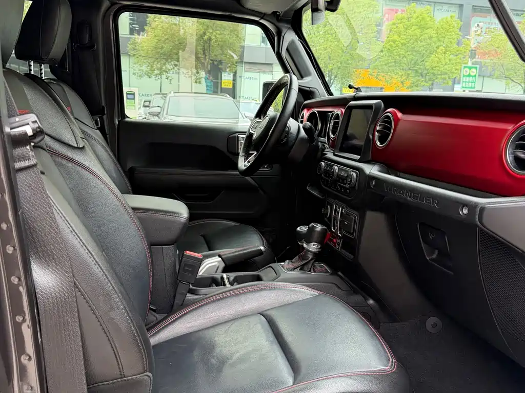 Jeep Wrangler — миниатюра 10