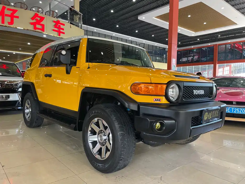 Toyota FJ Cruiser FJ 2019 4.0L AT