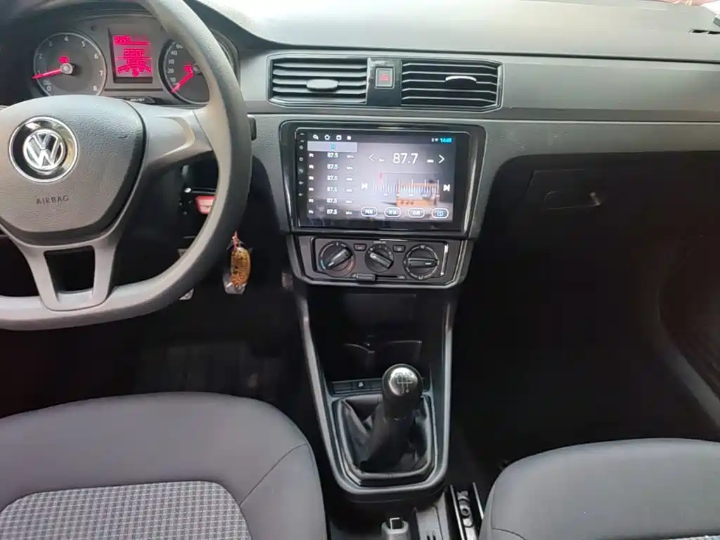 Volkswagen Santana — миниатюра 13