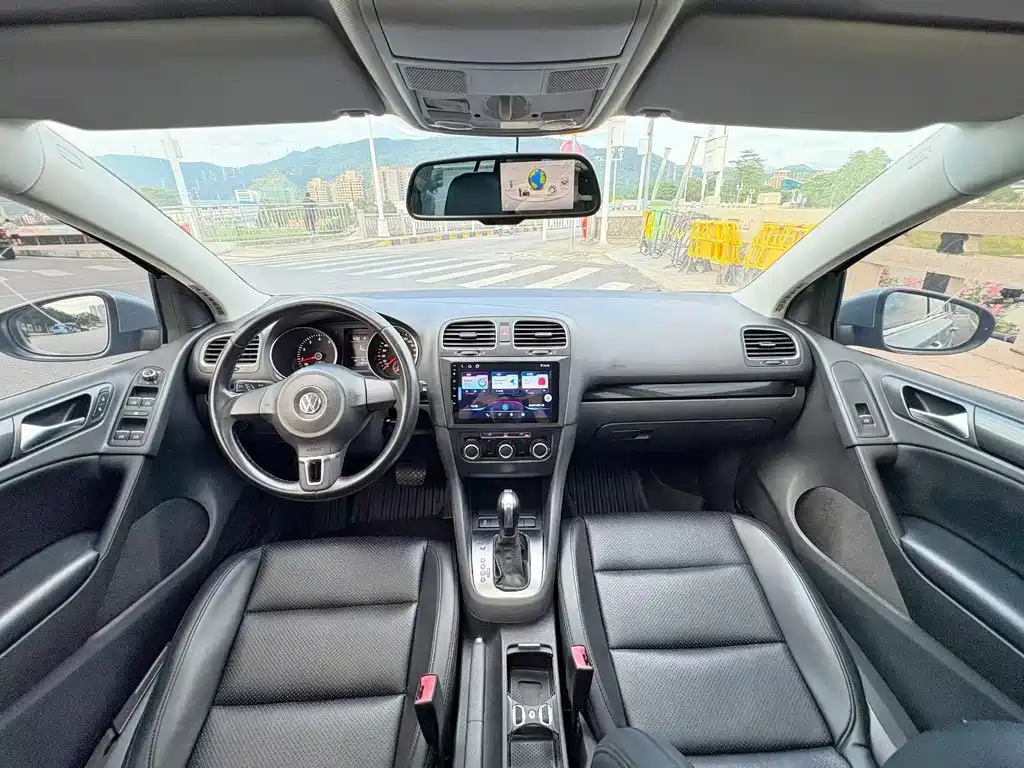 Volkswagen Golf — миниатюра 9