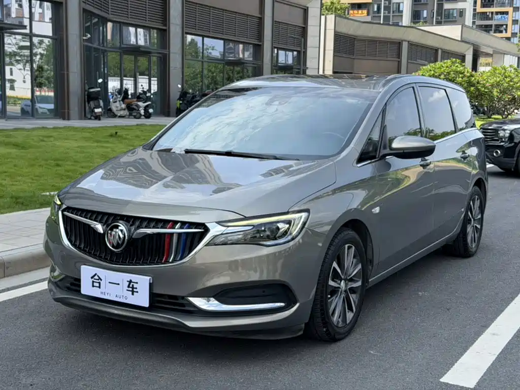 Buick GL6 2018 18T 6 seats Premium Type