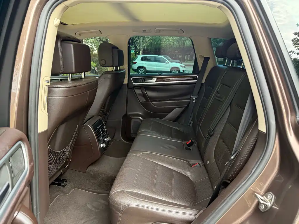 Volkswagen Touareg — миниатюра 5