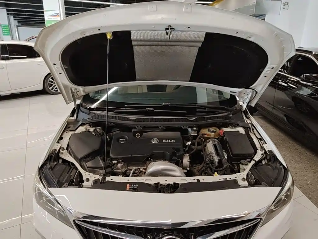 Buick Verano — миниатюра 20