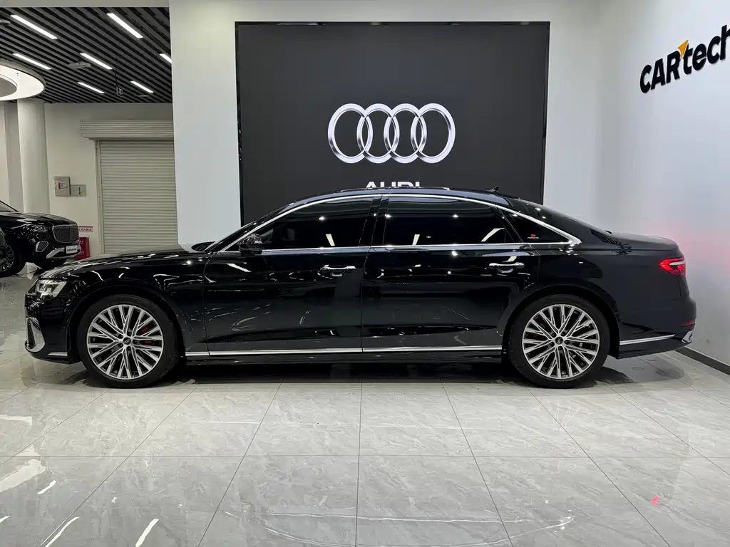 Audi A8 — миниатюра 12