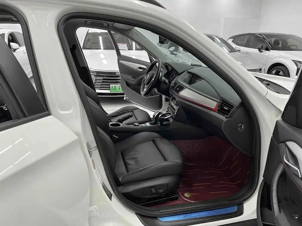 BMW X1 — миниатюра 7