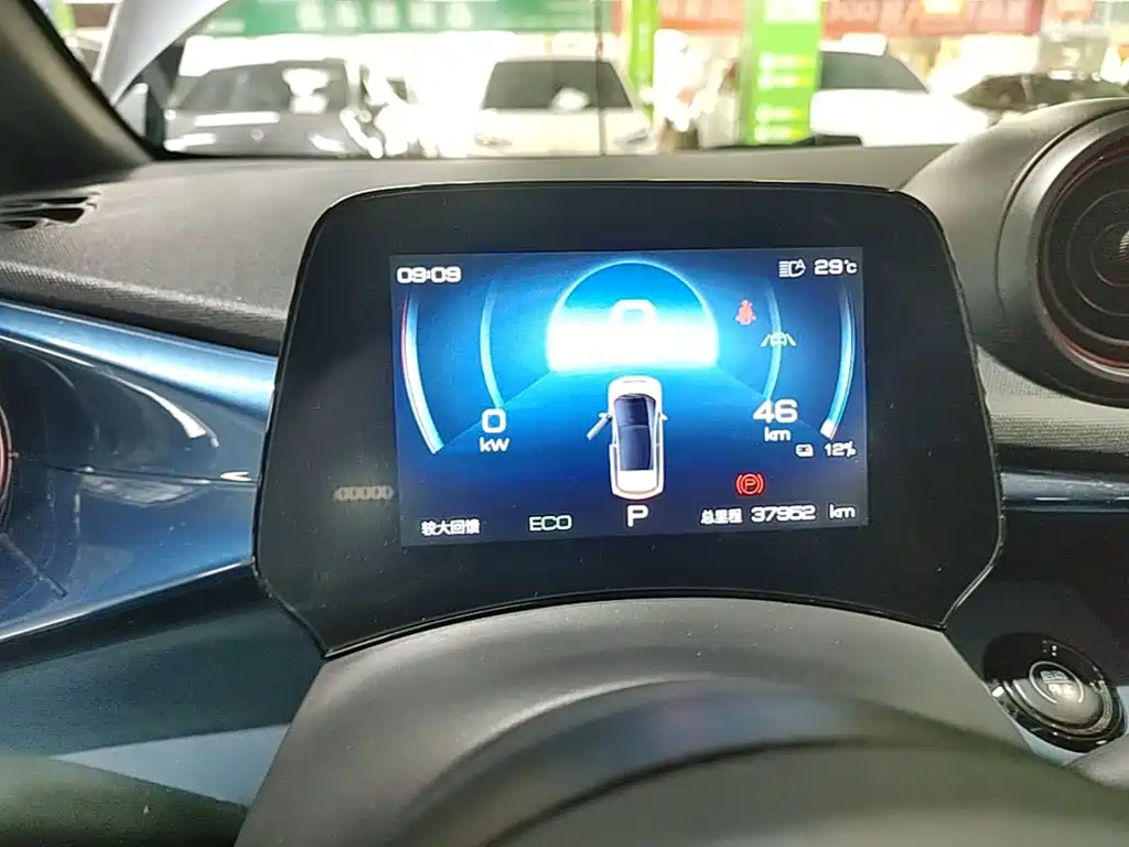 BYD Dolphin — миниатюра 12