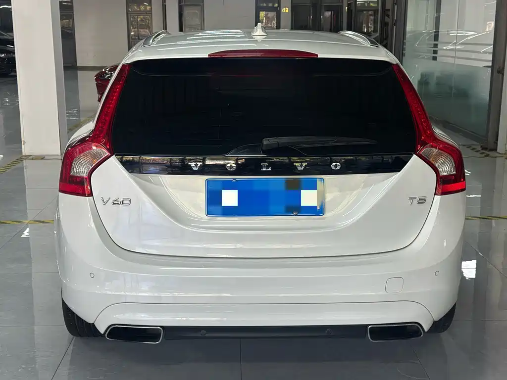 Volvo V60 — миниатюра 4