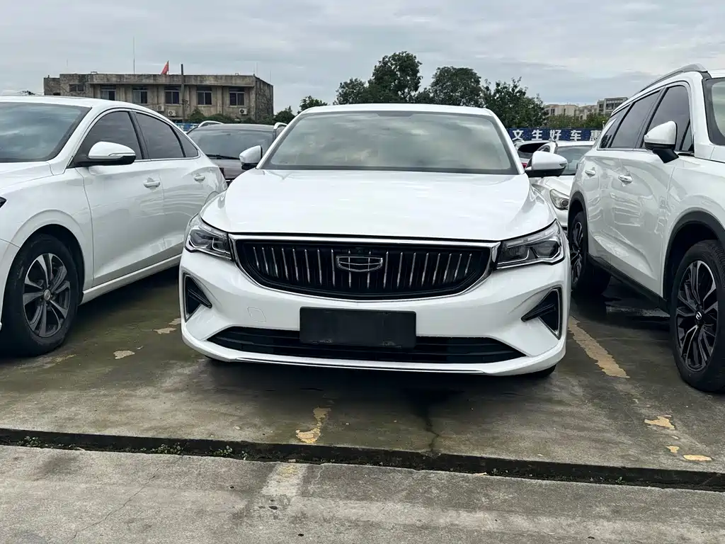 Geely Emgrand — миниатюра 2