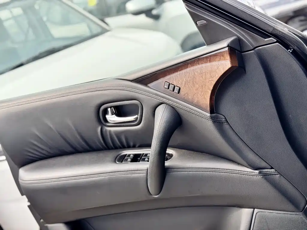 Infiniti QX — миниатюра 10