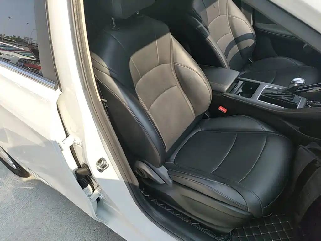 Roewe i5 — миниатюра 25
