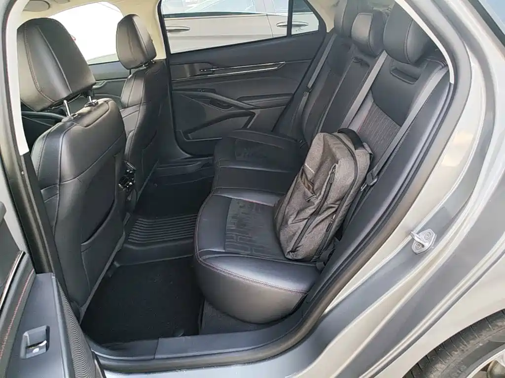 Ford Mondeo — миниатюра 17