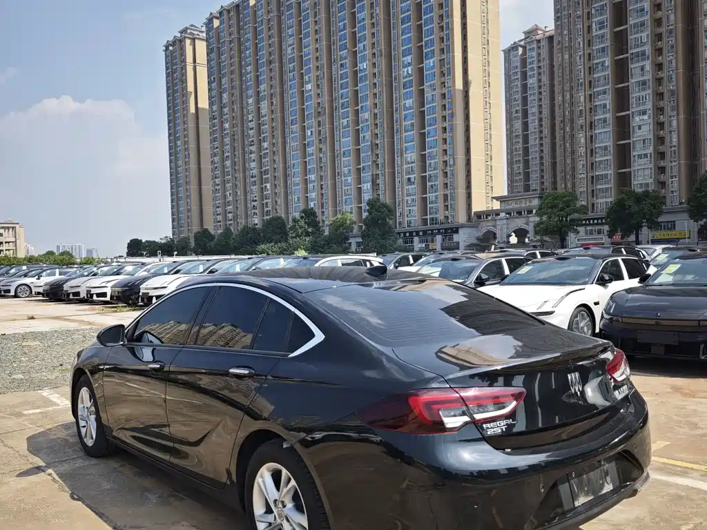 Buick Regal — миниатюра 6