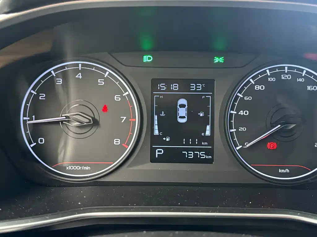 Geely Binyue - фото 11