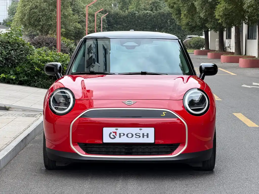 MINI MINI COOPER EV — миниатюра 2