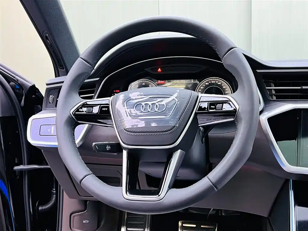 Audi A6L 2026 45 TFSI quattro
