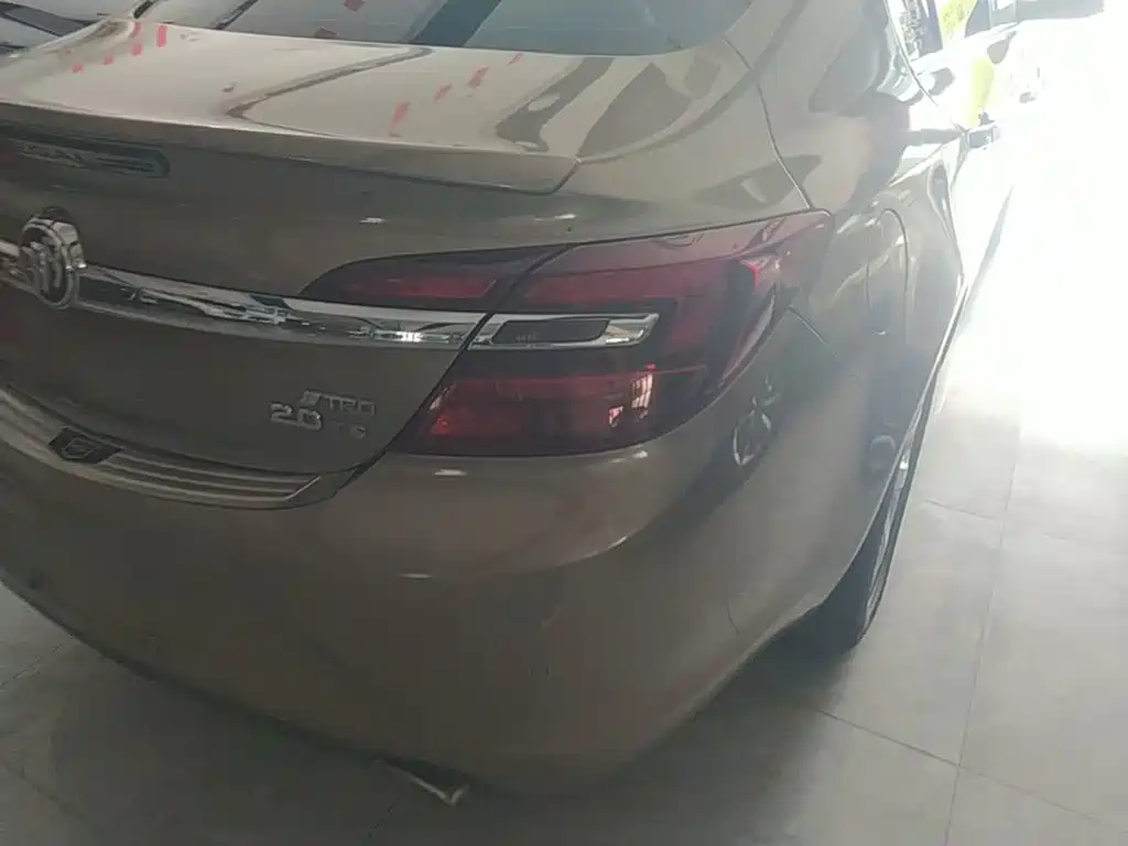 Buick Regal — миниатюра 8