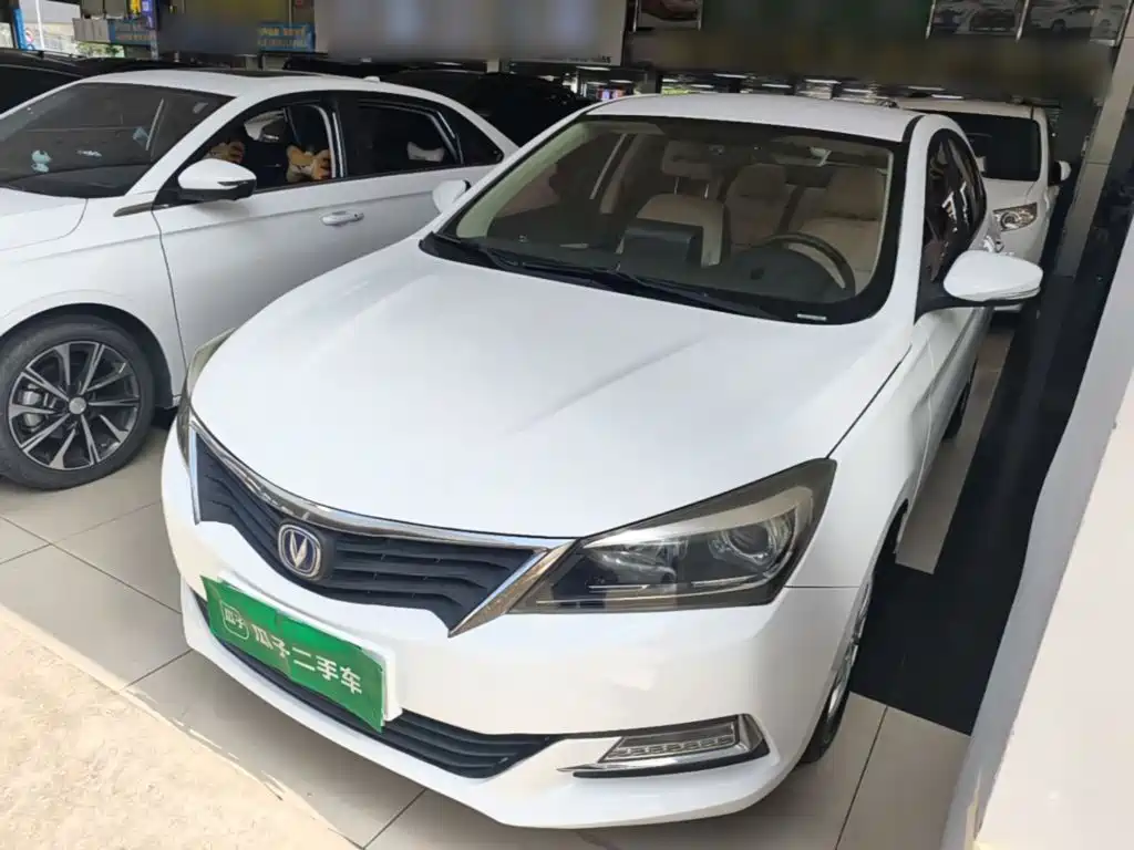 Changan V7 — миниатюра 2