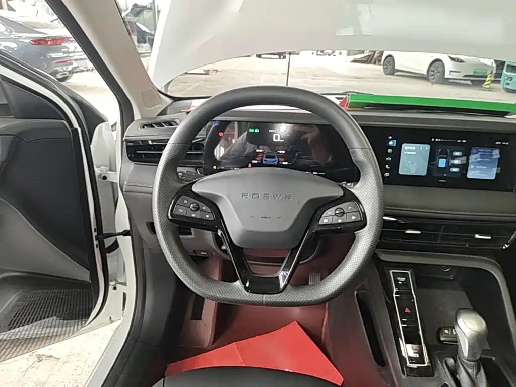 Roewe i5 — миниатюра 11