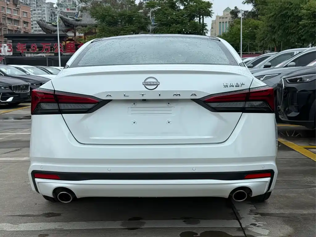 Nissan Teana — миниатюра 7