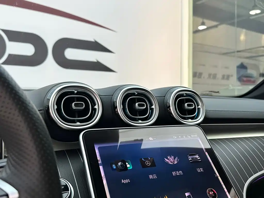 MERCEDES-BENZ C CLASS