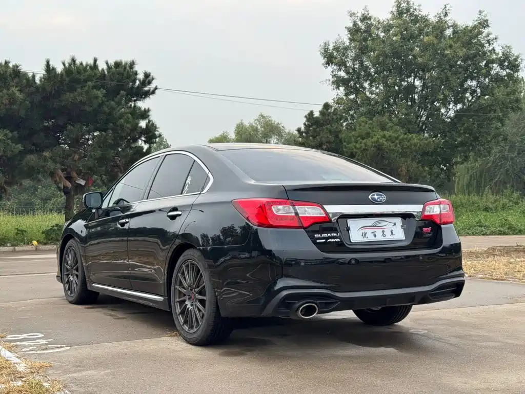 Subaru Legacy — миниатюра 4