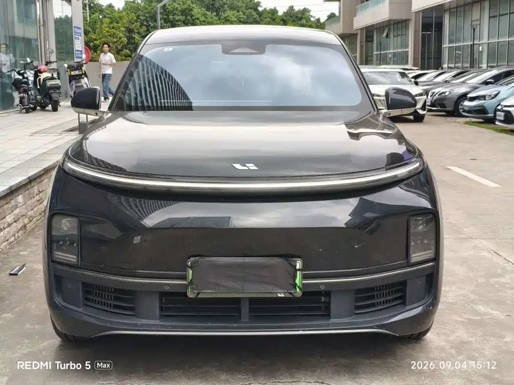 Li Auto Li L8 — миниатюра 2