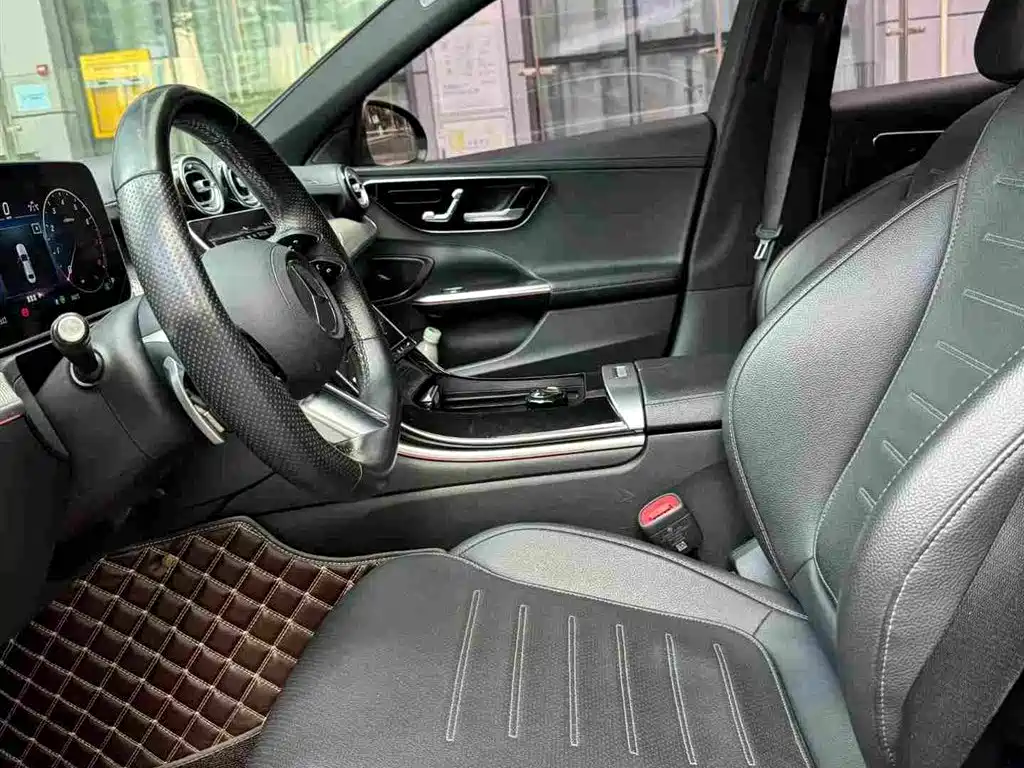 Mercedes-Benz C-Class — миниатюра 9