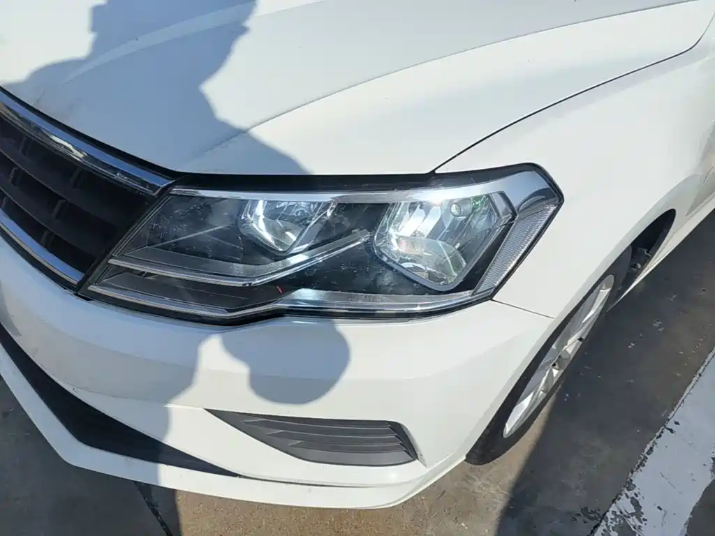 Volkswagen Jetta — миниатюра 24