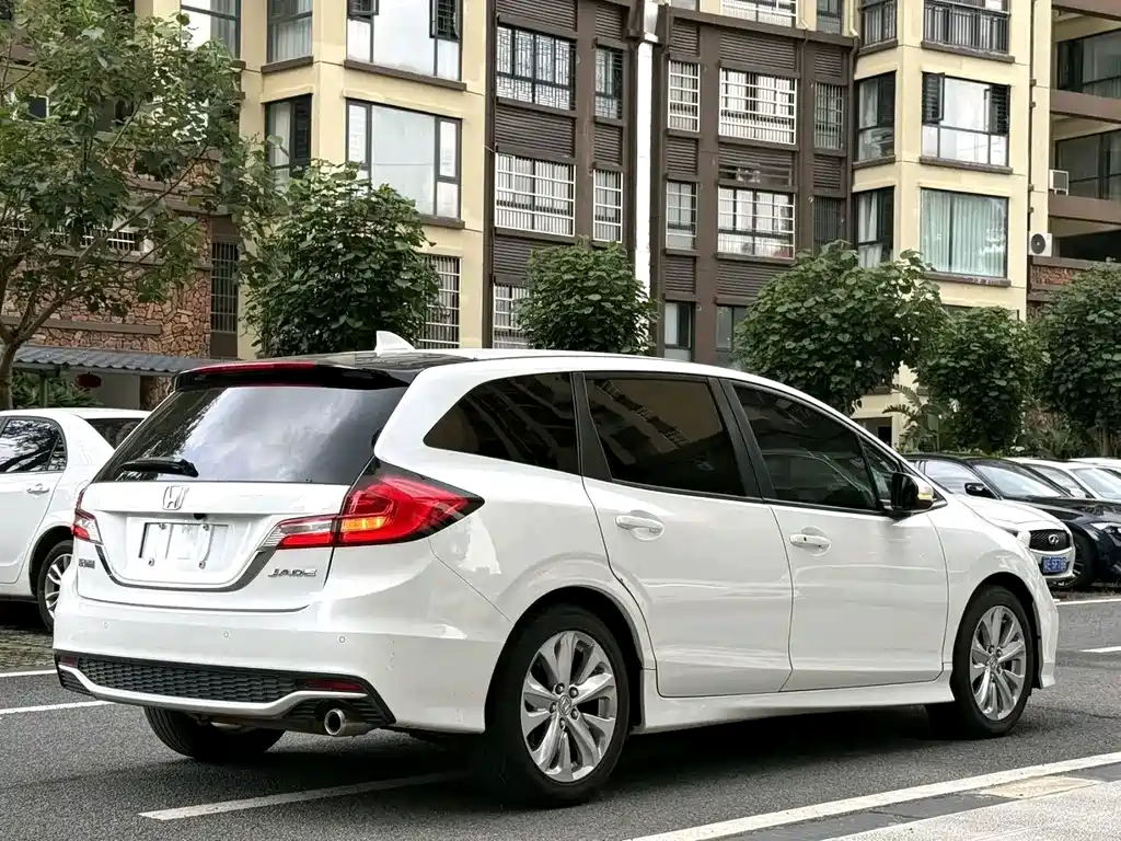 Honda Jade — миниатюра 3