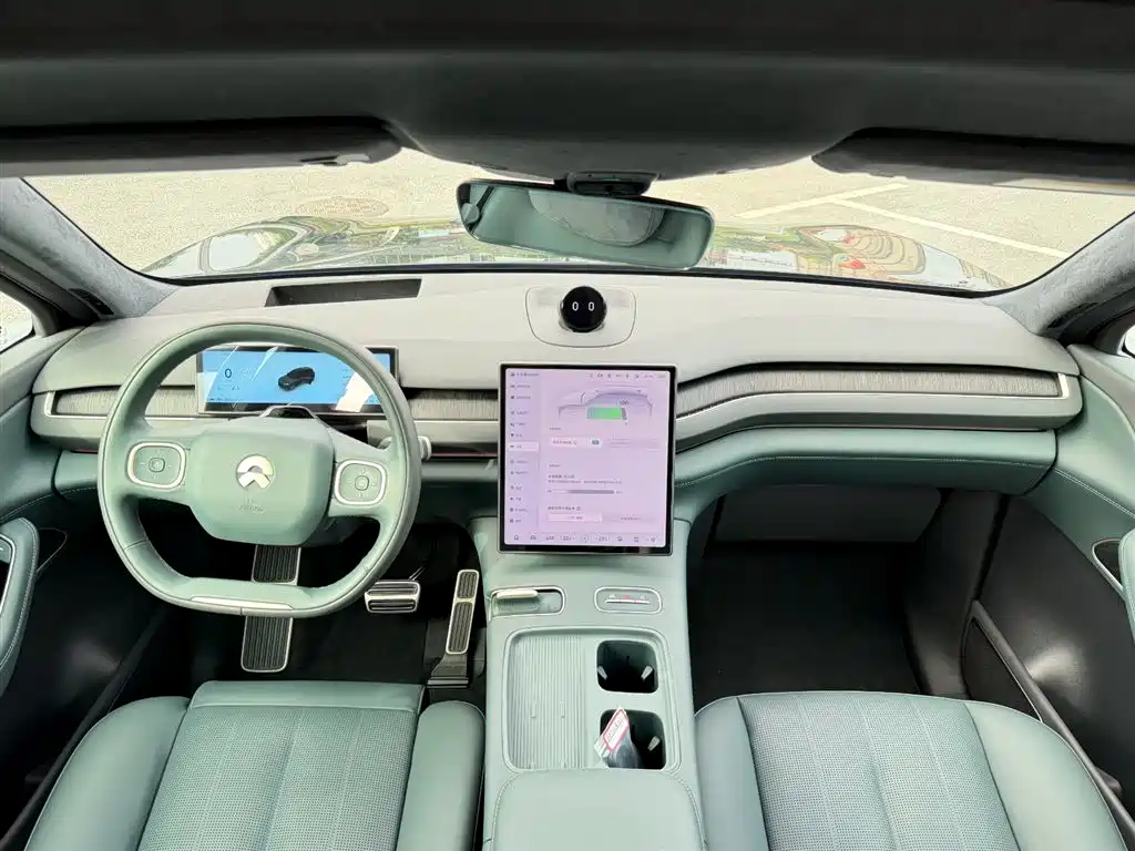 NIO ES8 2024 100kWh