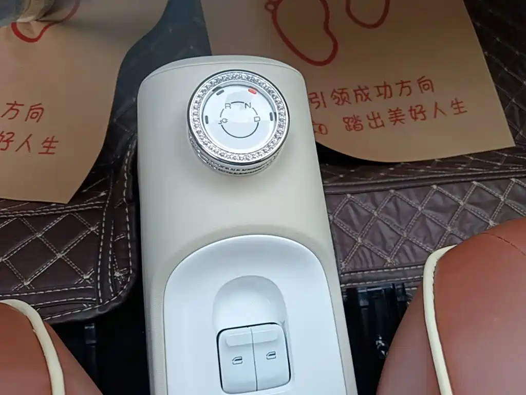 Wuling MINIEV — миниатюра 14