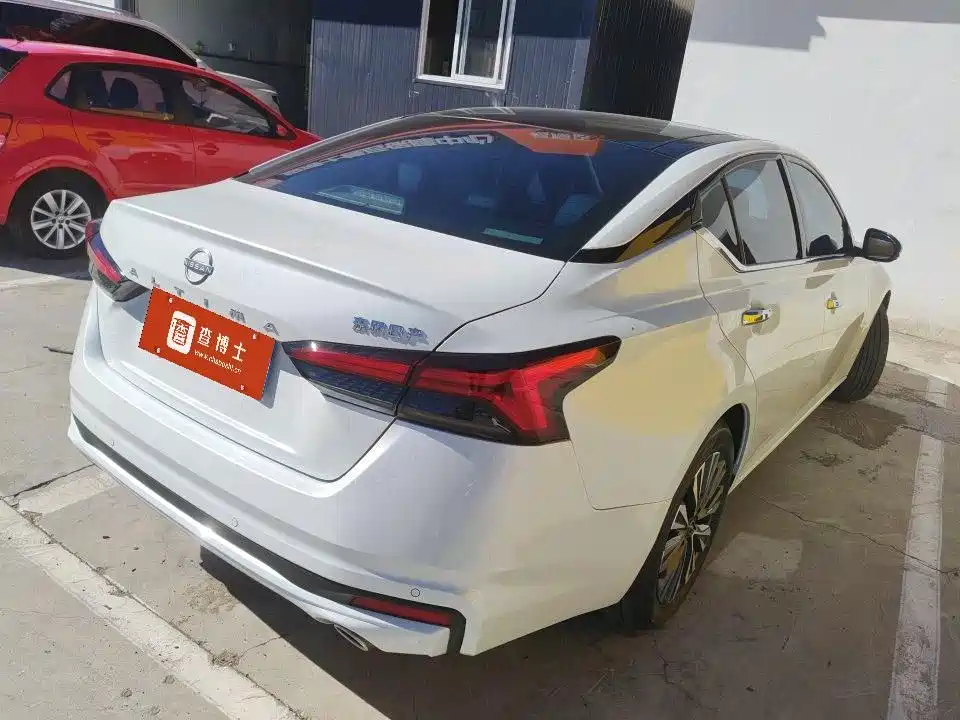 Nissan Teana — миниатюра 3