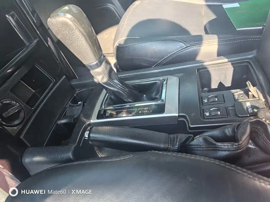 Toyota Prado — миниатюра 10