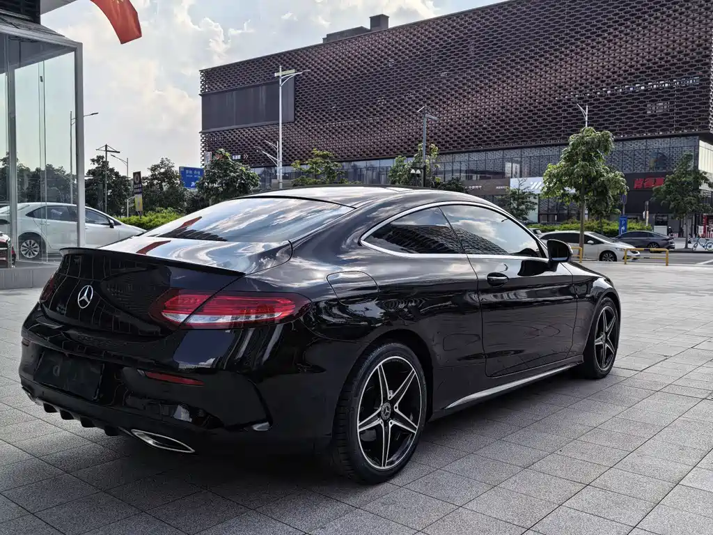 Mercedes-Benz C-Class (Import) — миниатюра 7