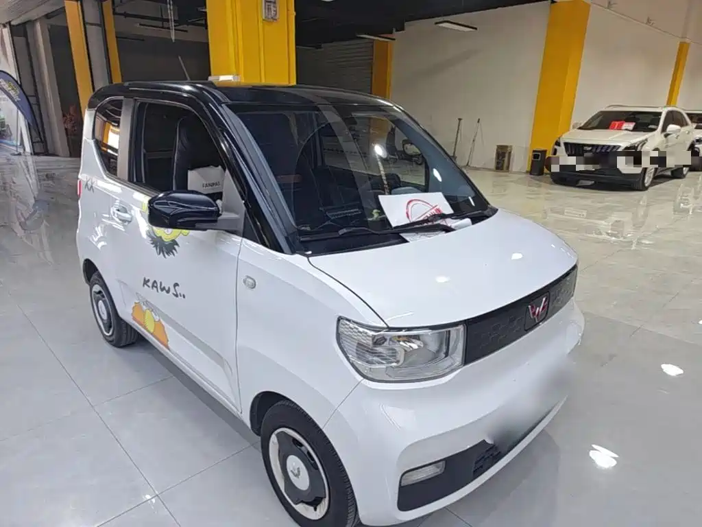 Wuling MINIEV — миниатюра 4