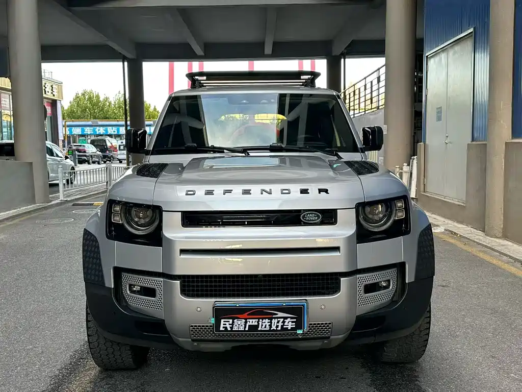 Land Rover Defender — миниатюра 2